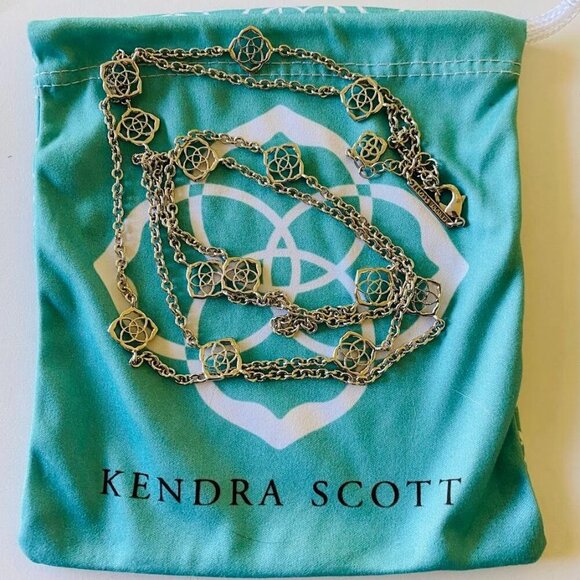 Kendra Scott Devalyn Long Station Necklace Logo Medallion Silver - Picture 3 of 6